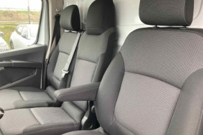 RENAULT TRAFIC III FG L2H1 3T 2.0 BLUE DCI 130CH GRAND CONFORT E6E