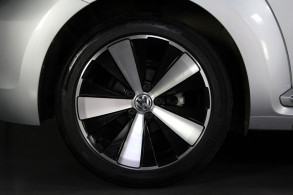VOLKSWAGEN COCCINELLE CABRIOLET 2.0 TDI 150CH GT COX