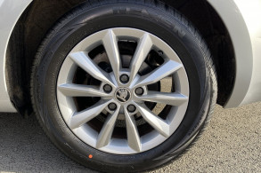 SKODA OCTAVIA BREAK 1.6 TDI 105CH CR FAP GREEN TEC EDITION TOUR DE FRANCE DSG7