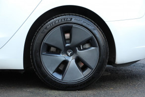 TESLA MODEL 3 STANDARD RWD PLUS MY21