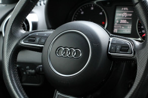 AUDI A1 1.4 TDI 90CH ULTRA S LINE