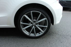 AUDI A1 1.4 TDI 90CH ULTRA S LINE