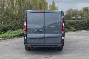 RENAULT TRAFIC III FG L1H1 2T8 2.0 BLUE DCI 110CH CONFORT