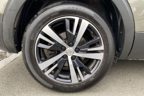 PEUGEOT 5008 1.2 PURETECH 130CH S S ALLURE