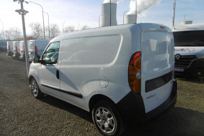FIAT DOBLO CARGO STANDARD 1.6 MULTIJET 120 CH 750 KG BUSINESS