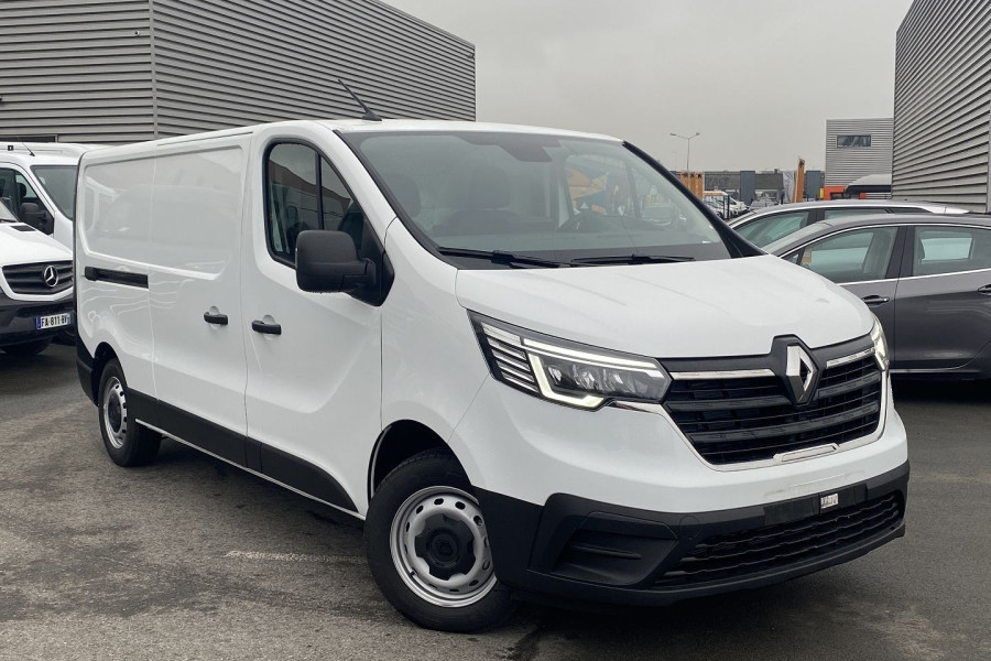 NOUVEAU RENAULT TRAFIC L2H1 FOURGON 2.0 Blue DCI 130 CONFORT 03 PLACES NEUF  - Rs Garage