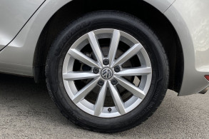VOLKSWAGEN GOLF VII 1.4 TSI 125CH BLUEMOTION TECHNOLOGY LOUNGE 5P