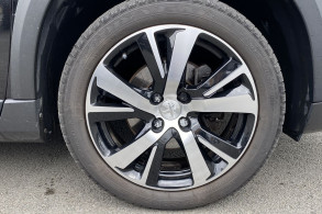 PEUGEOT 2008 1.2 PURETECH 130CH E6.C GT LINE S S EAT6 6CV
