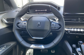 PEUGEOT 3008 1.2 PURETECH 130CH S S GT EAT8