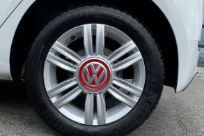 VOLKSWAGEN UP 1.0 90CH BLUEMOTION TECHNOLOGY UP BEATS AUDIO 5P