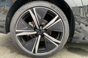 PEUGEOT 308 SW 1.2 PURETECH 130CH S S GT EAT8