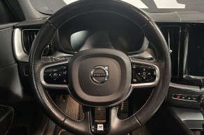 VOLVO XC60 D5 ADBLUE AWD 235CH R DESIGN GEARTRONIC