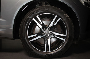 VOLVO XC60 D5 ADBLUE AWD 235CH R DESIGN GEARTRONIC
