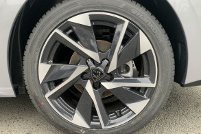 PEUGEOT 308 SW ESSENCE 130CH S S ALLURE PACK BVA8