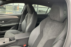 PEUGEOT 308 1.5 BLUEHDI 130CH S S GT EAT8
