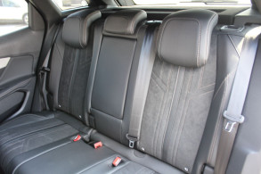 PEUGEOT 3008 1.2 PURETECH 130CH S S GT EAT8