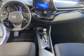 TOYOTA C HR 122H DYNAMIC 2WD E CVT