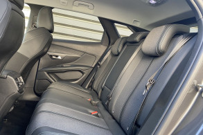 PEUGEOT 3008 1.5 BLUEHDI 130CH S S ALLURE
