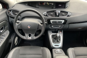 RENAULT GRAND SCENIC III 1.2 TCE 130CH ENERGY BOSE EURO6 7 PLACES 2015