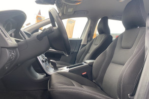 VOLVO XC60 D3 150CH MOMENTUM BUSINESS GEARTRONIC