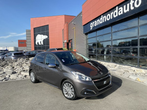 PEUGEOT 208 1.2 PURETECH 82CH STYLE 5P