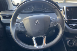 PEUGEOT 208 1.2 PURETECH 82CH STYLE 5P