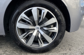 PEUGEOT 208 ESSENCE 75CH S S ACTIVE BUSINESS