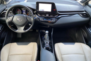 TOYOTA C HR 122H COLLECTION 2WD E CVT MY22