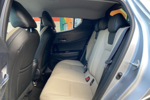 TOYOTA C HR 122H COLLECTION 2WD E CVT MY22