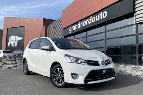 TOYOTA VERSO 112 D 4D SKYVIEW 5 PLACES