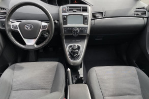 TOYOTA VERSO 112 D 4D SKYVIEW 5 PLACES