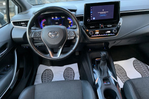TOYOTA COROLLA 122H DESIGN