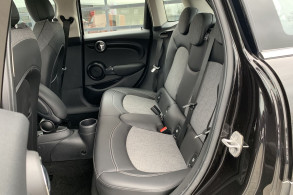 MINI MINI 5 PORTES COOPER 136CH ESSENTIAL BVA7