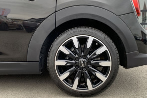 MINI MINI 5 PORTES COOPER 136CH ESSENTIAL BVA7