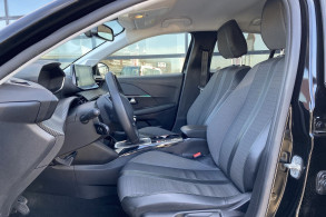 PEUGEOT 208 1.2 ESSENCE 100CH S S ALLURE