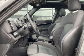 MINI COUNTRYMAN ONE D 116CH OAKWOOD