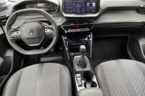 PEUGEOT 208 1.2 ESSENCE 100CH S S ALLURE