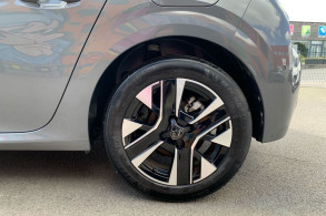 PEUGEOT 208 1.2 100CH S S ALLURE