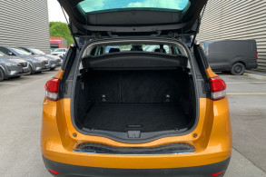 RENAULT SCENIC IV 1.7 BLUE DCI 120CH INTENS EDC