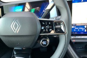 RENAULT RAFALE 1.2 E TECH FULL HYBRID 200CH TECHNO