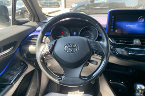 TOYOTA C HR 122H GRAPHIC 2WD E CVT