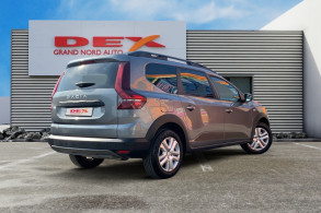 DACIA JOGGER 1.6 HYBRID 140CH EXPRESSION 7 PLACES 24