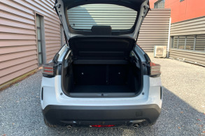 CITROEN C4 1.2 HYBRIDE 145CH S S PLUS E DCS6