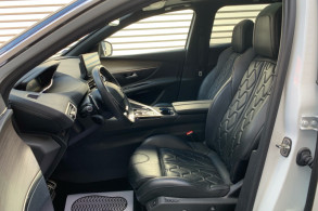 PEUGEOT 3008 HYBRID4 300CH GT PACK E EAT8