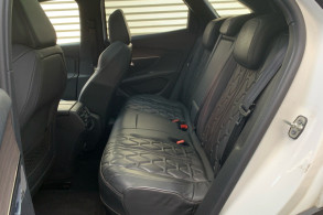 PEUGEOT 3008 HYBRID4 300CH GT PACK E EAT8