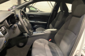 TOYOTA C HR 122H DYNAMIC 2WD E CVT MC19