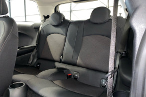MINI MINI COOPER 136CH ESSENTIAL BVA7