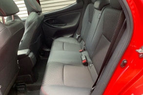 TOYOTA YARIS 116H PREMIERE 5P