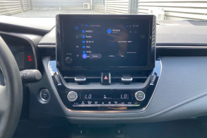 SUZUKI SWACE 1.8 HYBRID 122CH PRIVILEGE