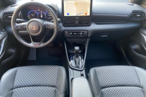 TOYOTA YARIS 116H COLLECTION 5P MC24